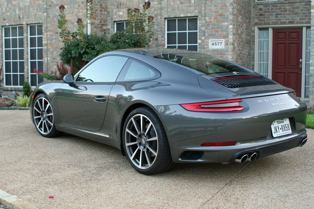 2017 Porsche 991 Carrera - Image 2 of 4
