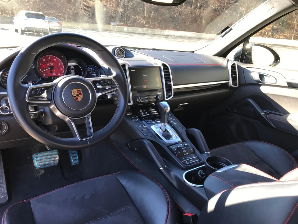 2017 Porsche 958 Cayenne GTS - Image 4 of 4
