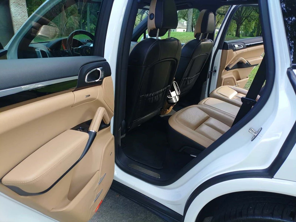 2017 Porsche 958 Cayenne - Image 17 of 31