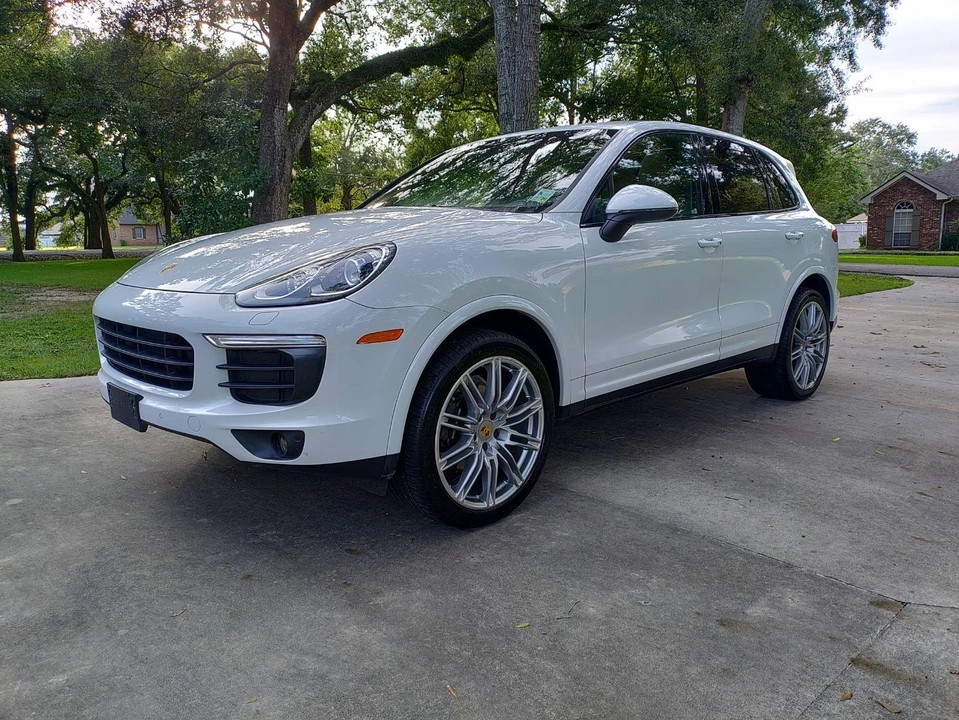 2017 Porsche 958 Cayenne - Image 6 of 31