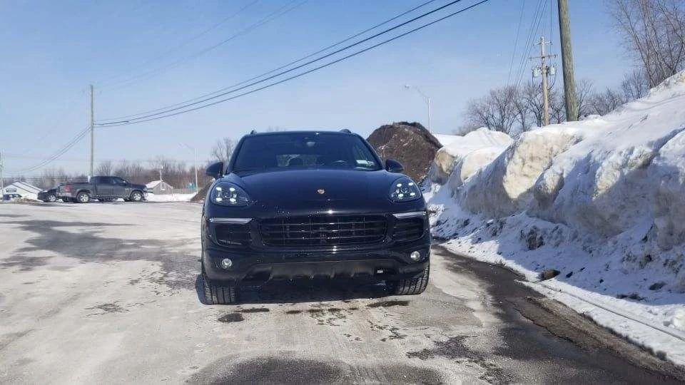 2017 Porsche 958 Cayenne - Image 8 of 9