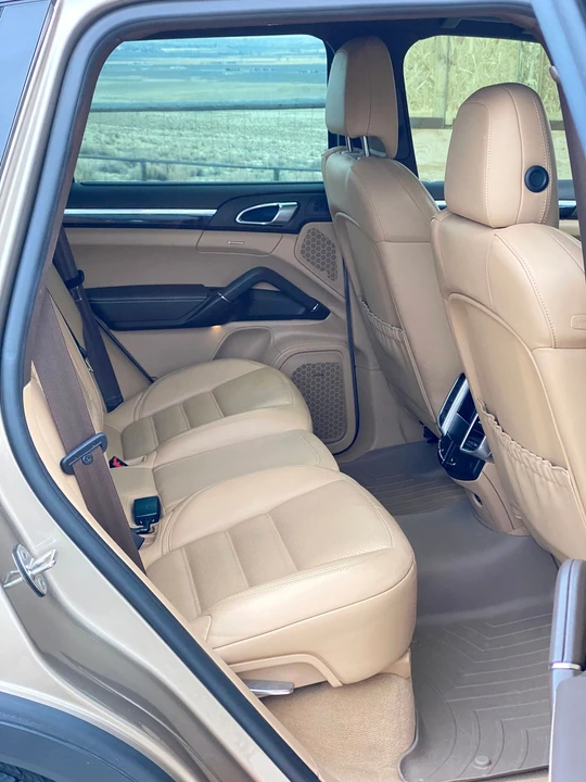 2017 Porsche 958 Cayenne S - Image 10 of 31