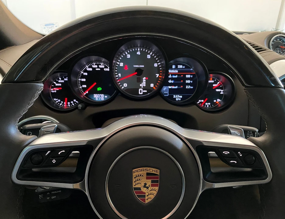2017 Porsche 958 Cayenne S - Image 11 of 31