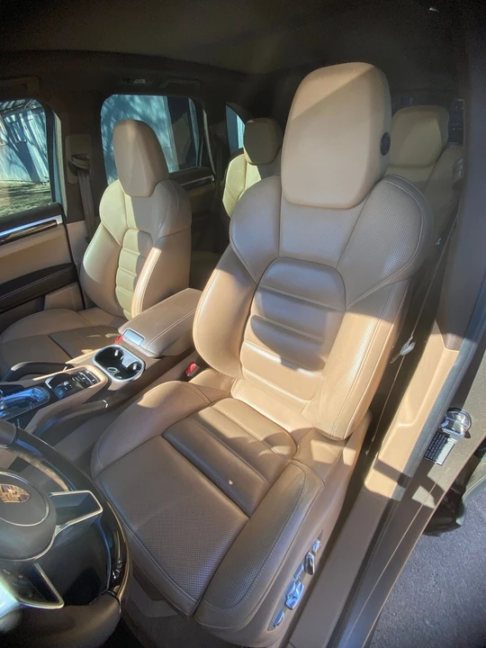 2017 Porsche 958 Cayenne S - Image 21 of 31