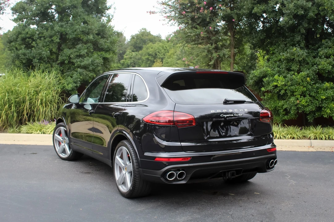 2017 Porsche 958 Cayenne Turbo - Image 5 of 17