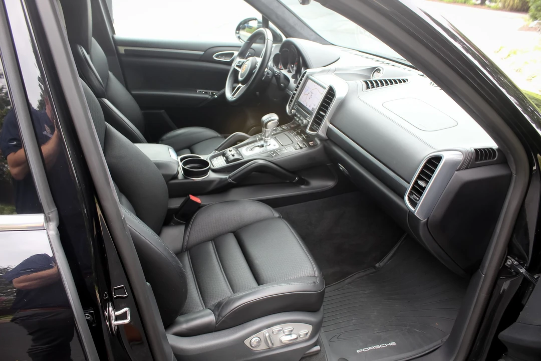 2017 Porsche 958 Cayenne Turbo - Image 14 of 17