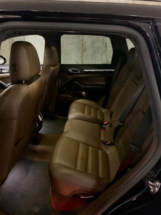2017 Porsche 958 Cayenne Turbo - Image 6 of 8