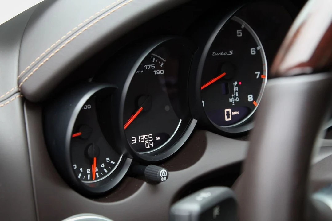2017 Porsche 958 Cayenne Turbo S - Image 17 of 28