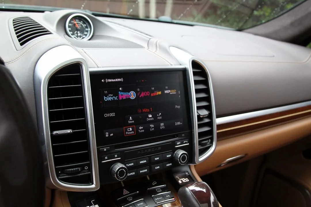 2017 Porsche 958 Cayenne Turbo S - Image 18 of 28