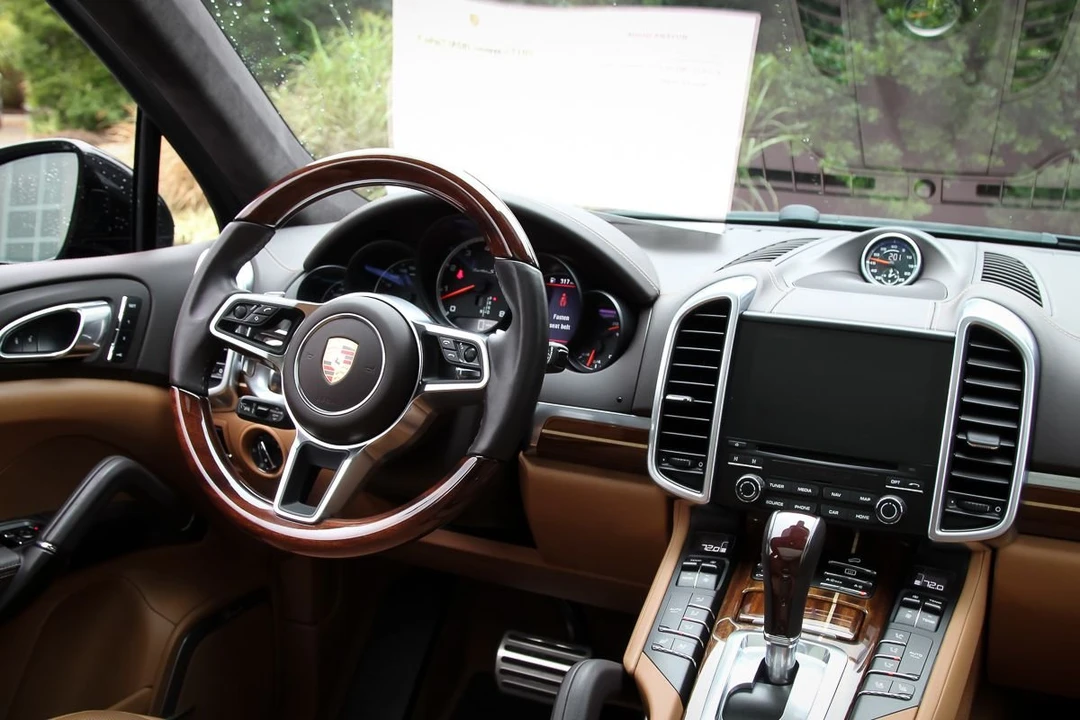 2017 Porsche 958 Cayenne Turbo S - Image 22 of 28