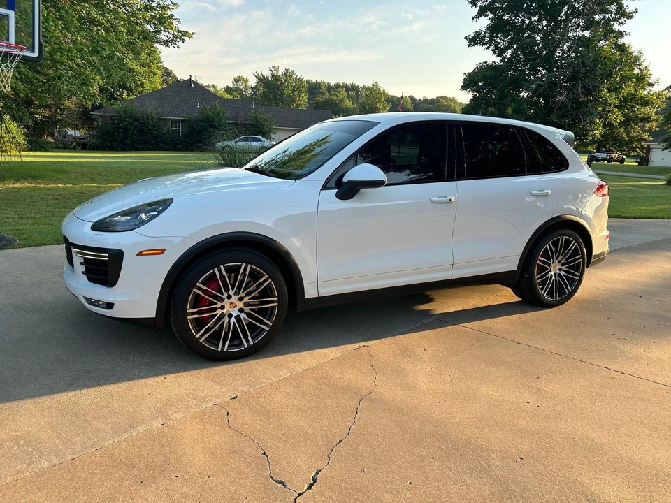 2017 Porsche 958 Cayenne Turbo - Image 20 of 22