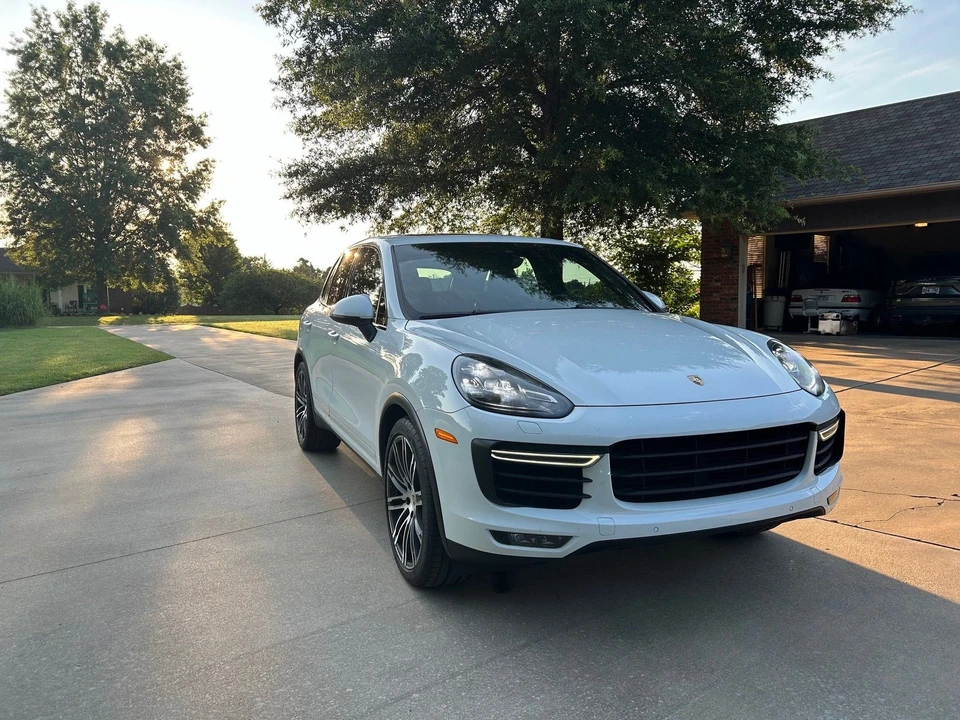 2017 Porsche 958 Cayenne Turbo - Image 22 of 22