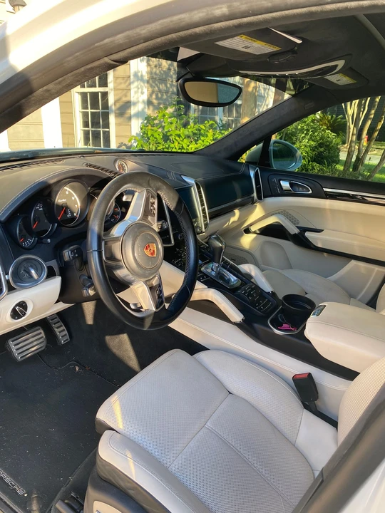 2017 Porsche 958 Cayenne Turbo - Image 4 of 4