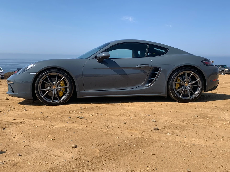 2017 Porsche 718 Cayman S - Image 2 of 4