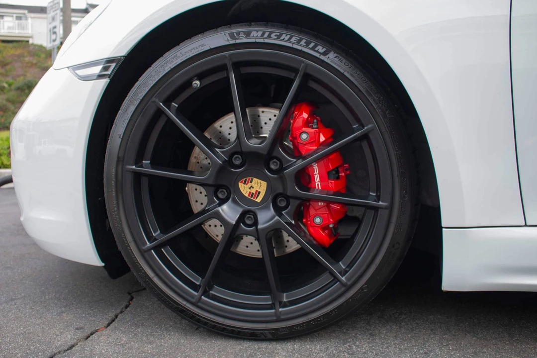 2017 Porsche 718 Cayman S - Image 5 of 11