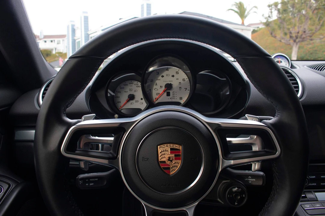 2017 Porsche 718 Cayman S - Image 8 of 11