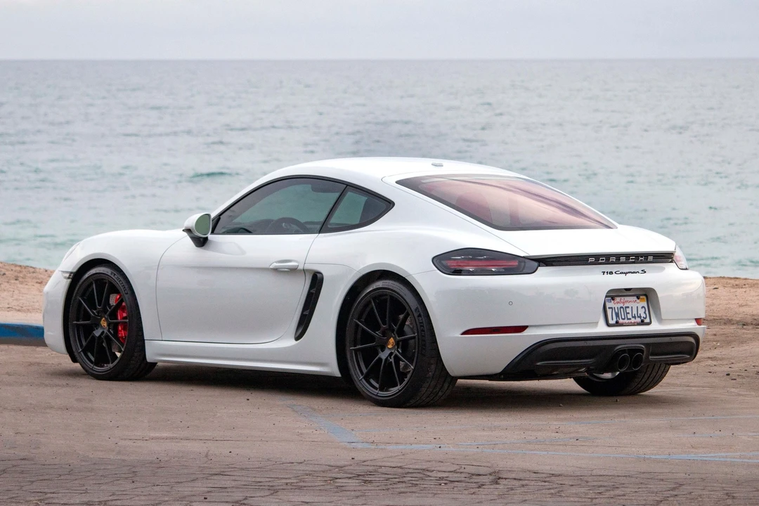 2017 Porsche 718 Cayman S - Image 2 of 11