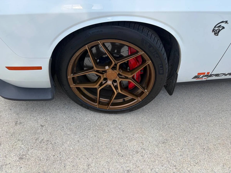 2017 Dodge Challenger SRT Hellcat 3rd Gen - Image 6 of 8