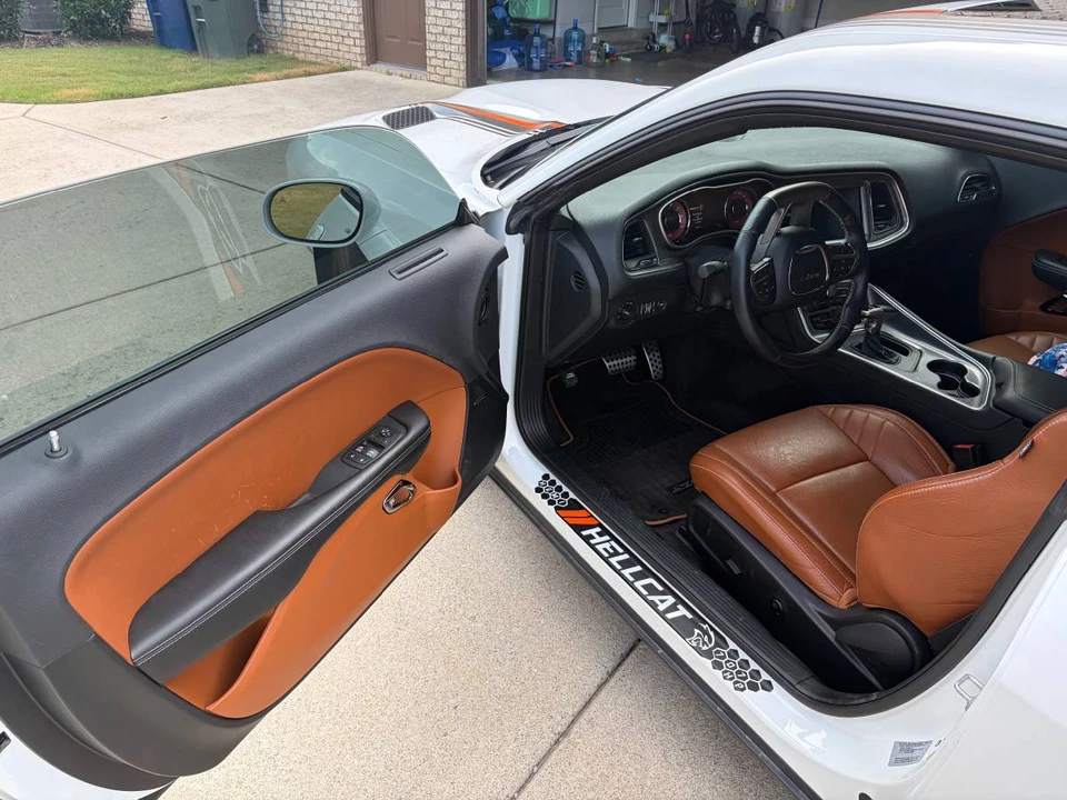2017 Dodge Challenger SRT Hellcat 3rd Gen - Image 2 of 8