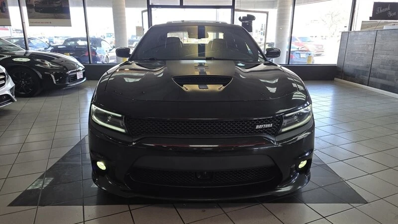 2017 Dodge Charger SRT & 392 7th Gen - Image 3 of 4