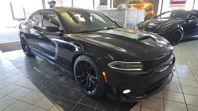 2017 Dodge Charger SRT & 392 7th Gen - Image 4 of 4