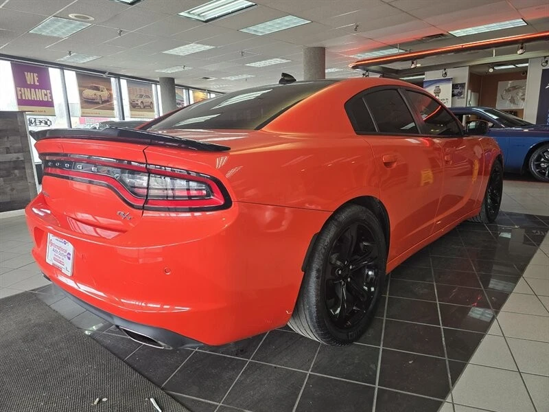 2017 Dodge Charger 7th Gen - Image 4 of 4