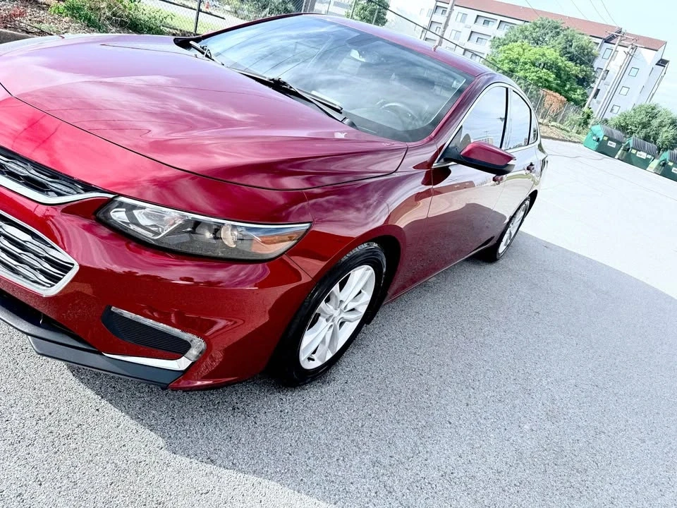 2017 Chevrolet Malibu - Image 3 of 9