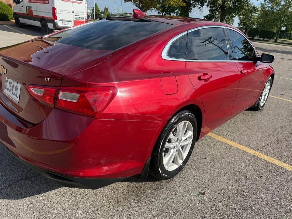 2017 Chevrolet Malibu - Image 6 of 9