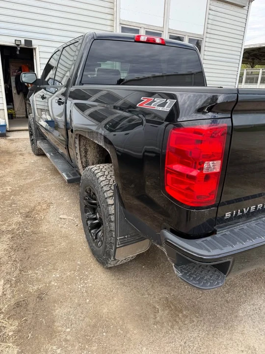2017 Chevrolet Silverado 3rd Gen - Image 5 of 18
