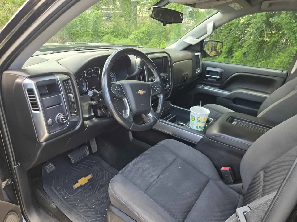 2017 Chevrolet Silverado 3rd Gen - Image 4 of 6