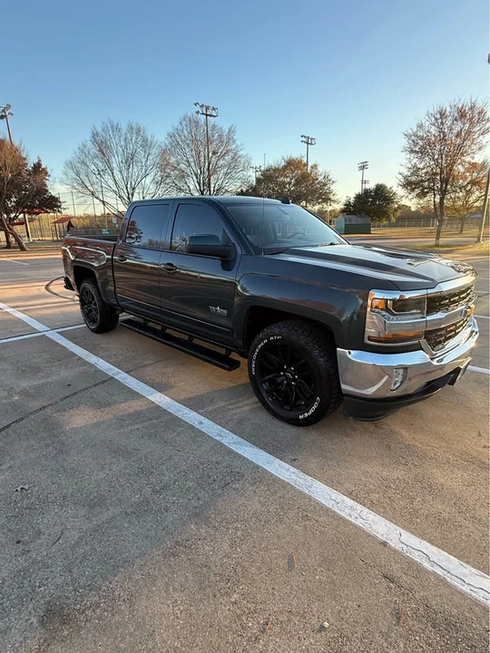 2017 Chevrolet Silverado 3rd Gen - Image 2 of 7