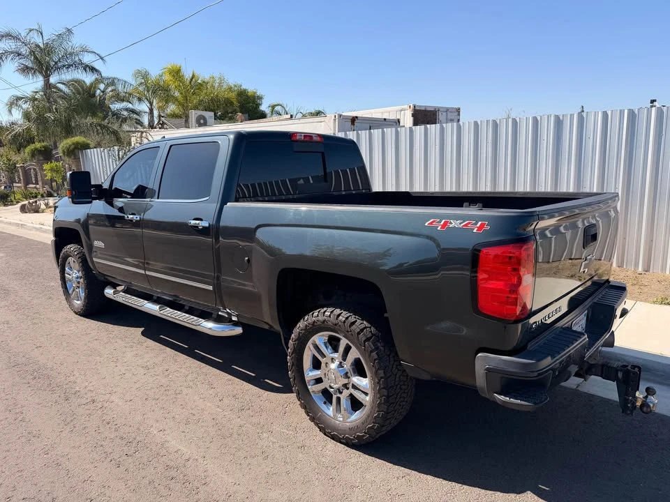 2017 Chevrolet Silverado Heavy Duty 3rd Gen - Image 5 of 12