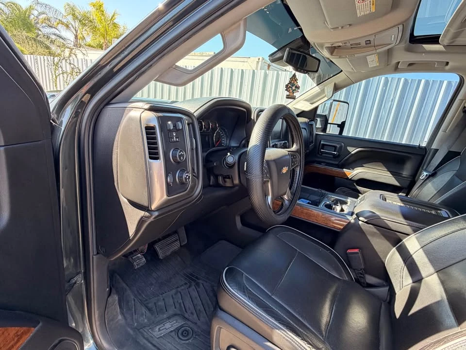 2017 Chevrolet Silverado Heavy Duty 3rd Gen - Image 9 of 12
