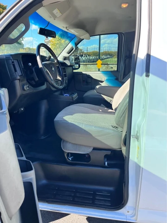 2017 Chevrolet Silverado Heavy Duty 3rd Gen - Image 10 of 14