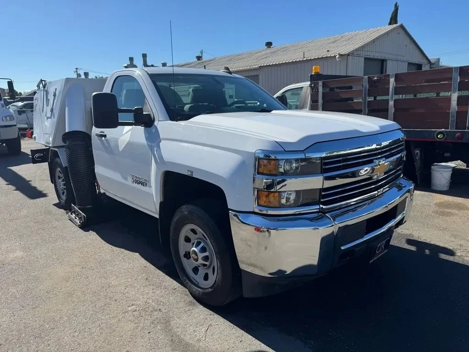2017 Chevrolet Silverado Heavy Duty 3rd Gen - Image 3 of 5