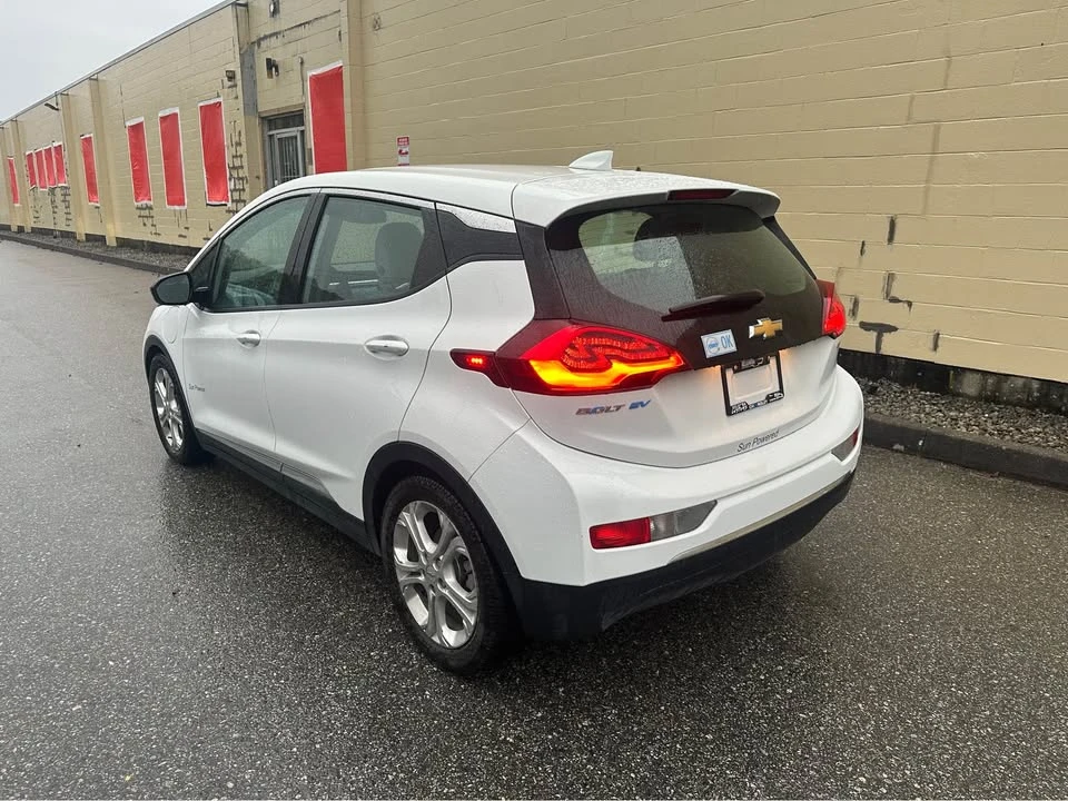 2017 Chevrolet Volt - Image 5 of 7
