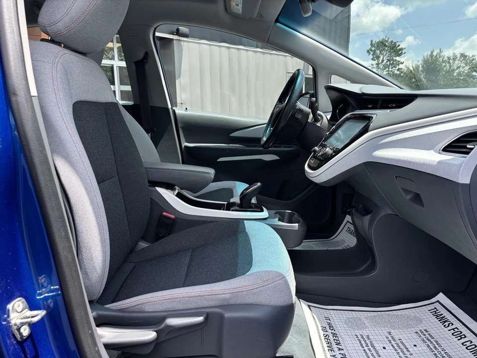 2017 Chevrolet Volt - Image 16 of 27