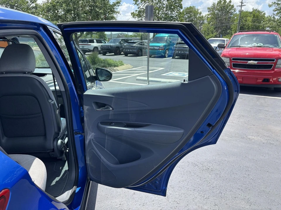2017 Chevrolet Volt - Image 18 of 27