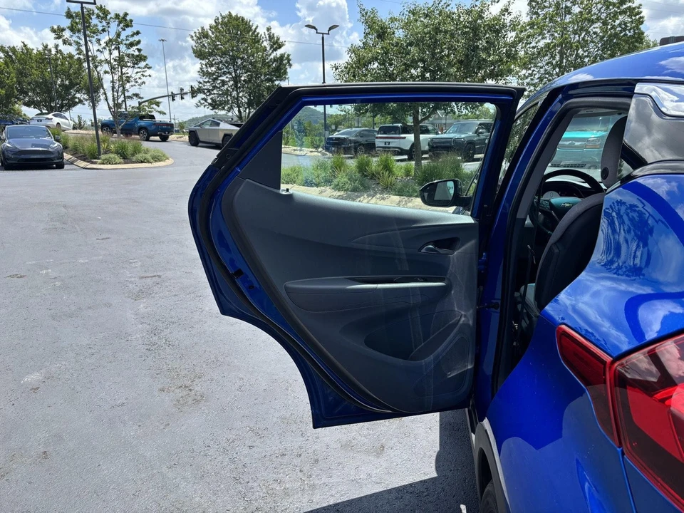 2017 Chevrolet Volt - Image 22 of 27