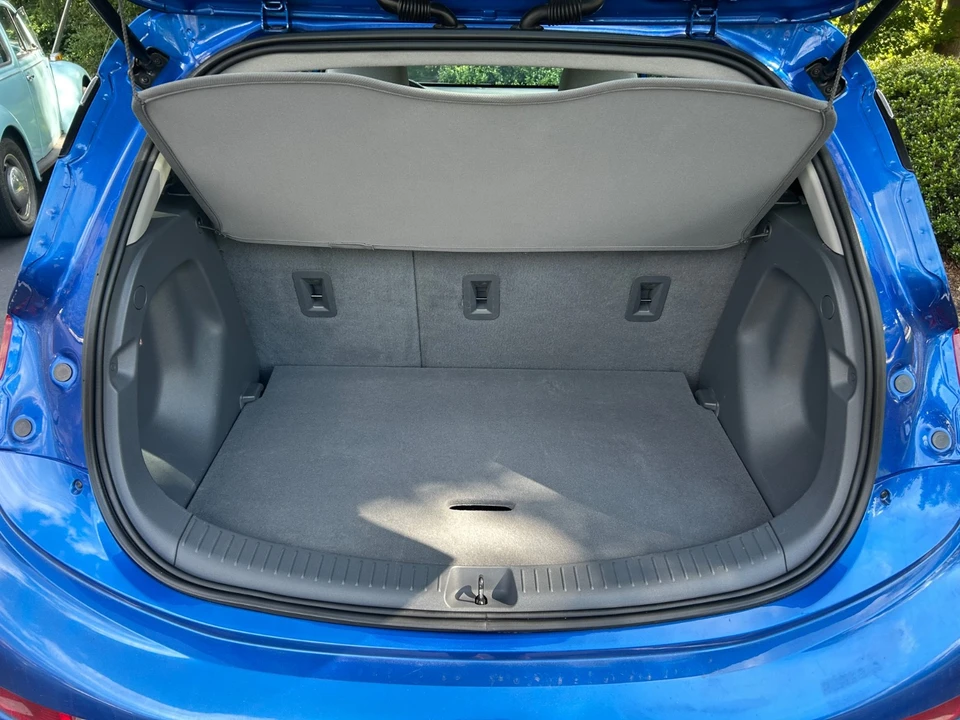 2017 Chevrolet Volt - Image 6 of 9