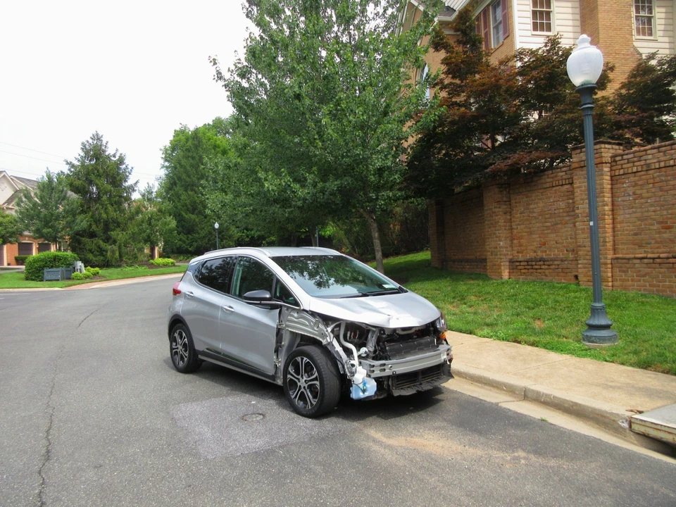 2017 Chevrolet Volt - Image 2 of 31