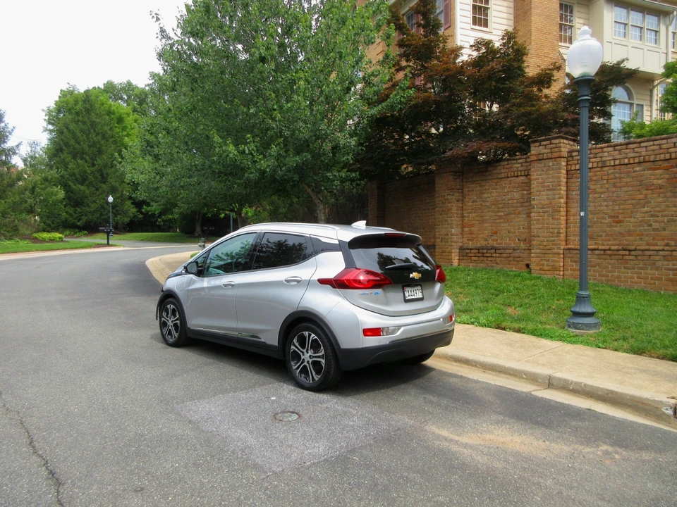 2017 Chevrolet Volt - Image 21 of 31