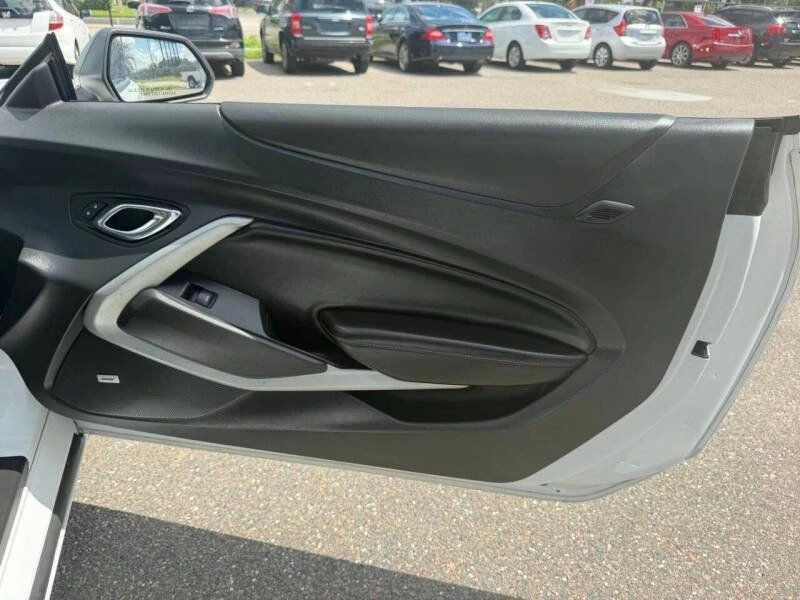 2017 Chevrolet Camaro 6th Gen - Image 12 of 17