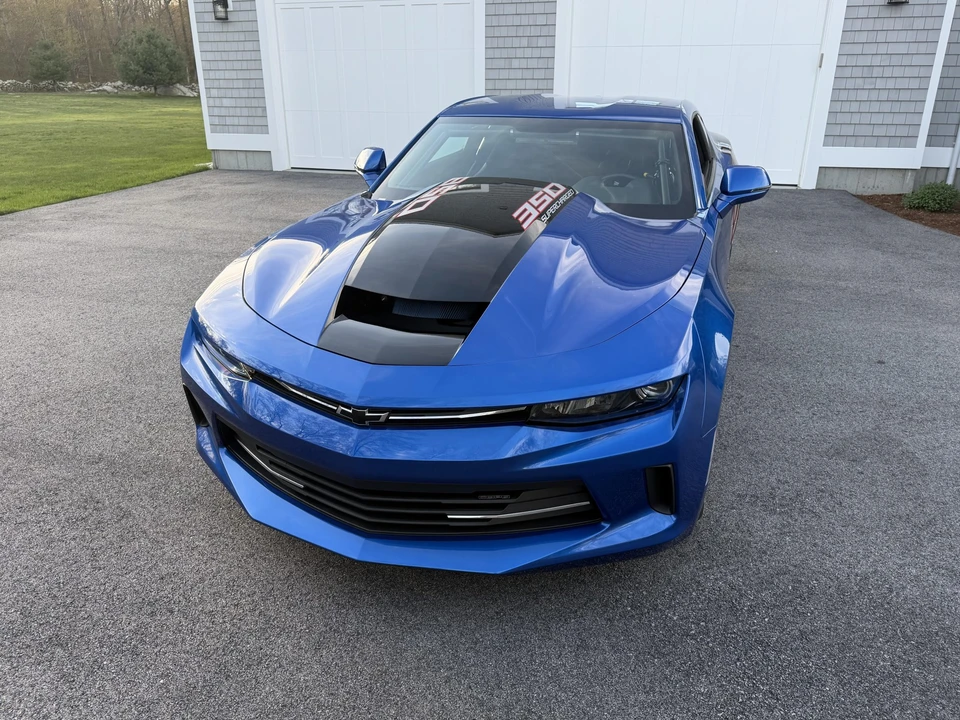 2017 Chevrolet Camaro 6th Gen - Image 2 of 31