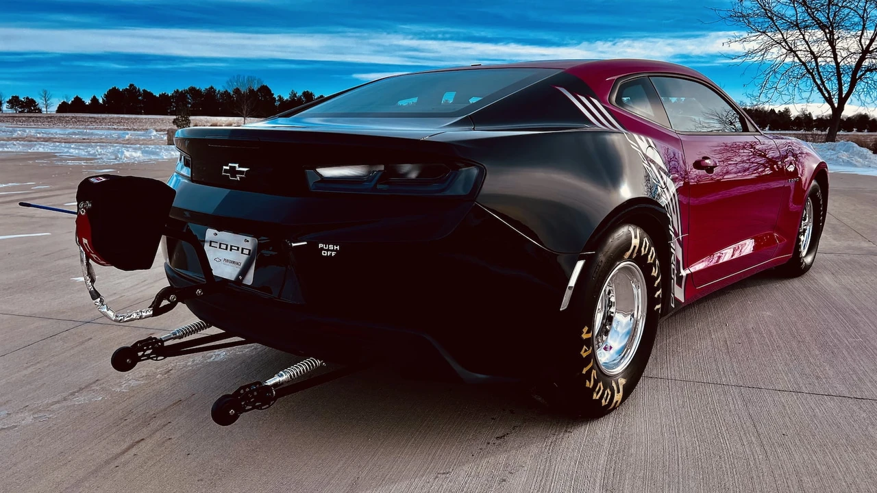 2017 Chevrolet Camaro 6th Gen - Image 14 of 18