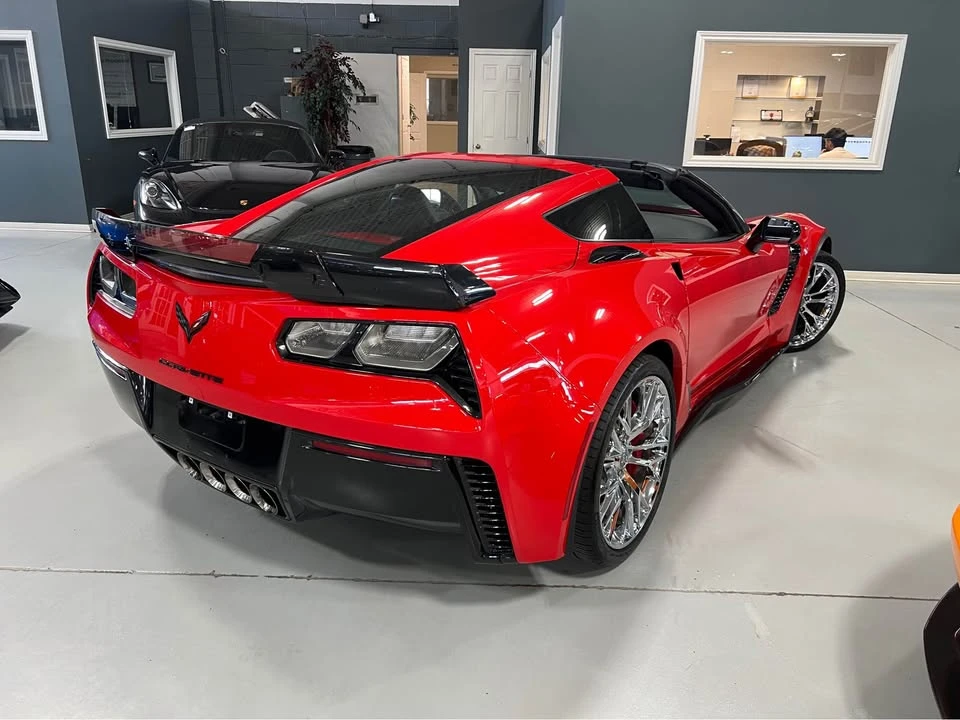 2017 Chevrolet Corvette C7 Z06 - Image 5 of 11