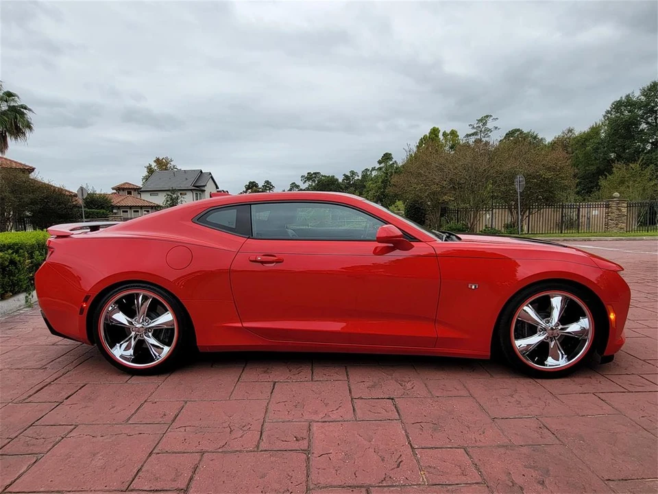 2017 Chevrolet Camaro 6th Gen - Image 3 of 31
