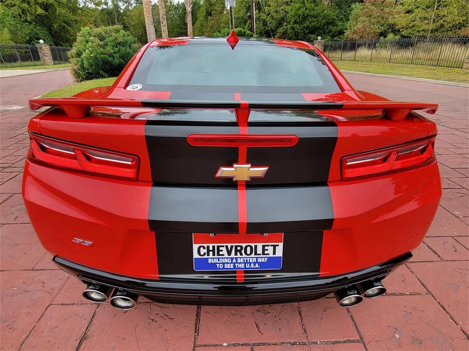2017 Chevrolet Camaro 6th Gen - Image 8 of 31