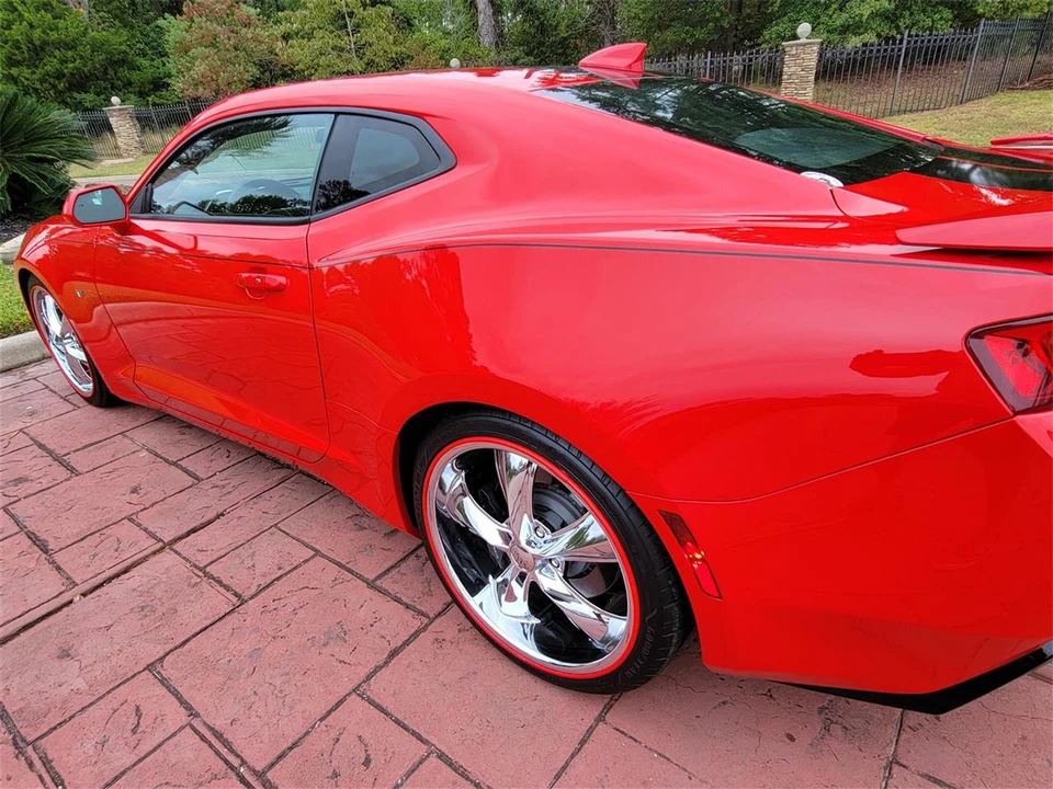 2017 Chevrolet Camaro 6th Gen - Image 9 of 31