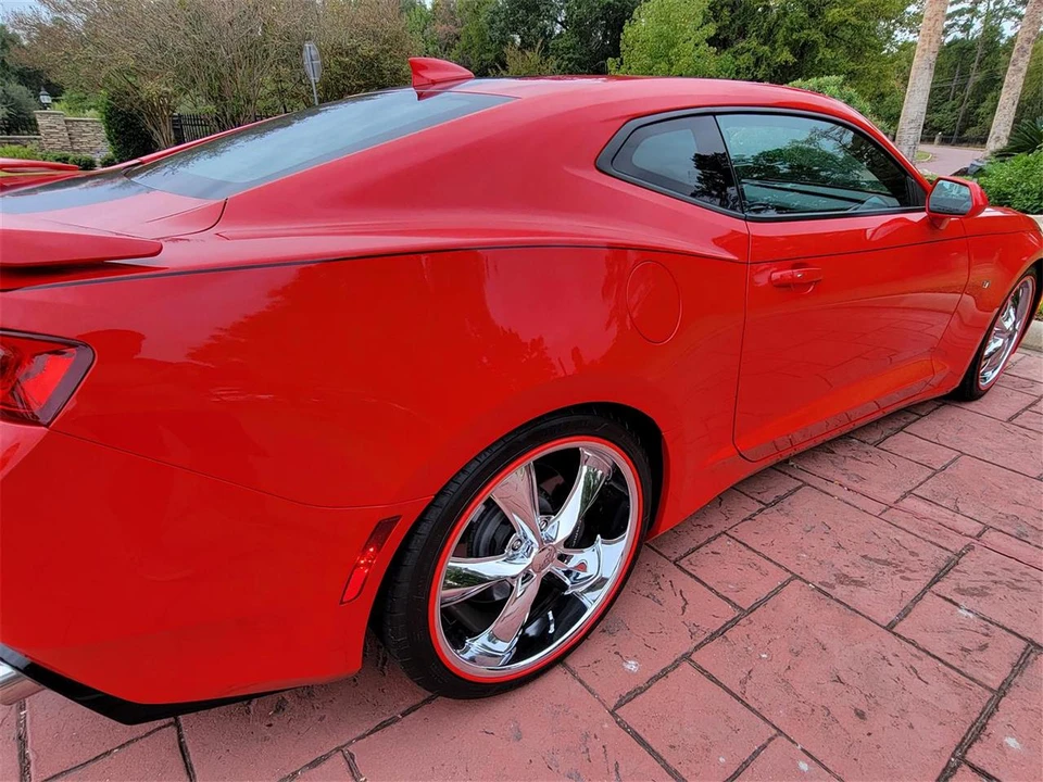 2017 Chevrolet Camaro 6th Gen - Image 10 of 31